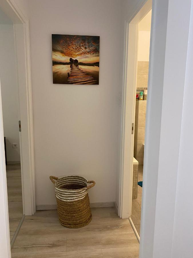 Moonshine Szeged Appartement Buitenkant foto
