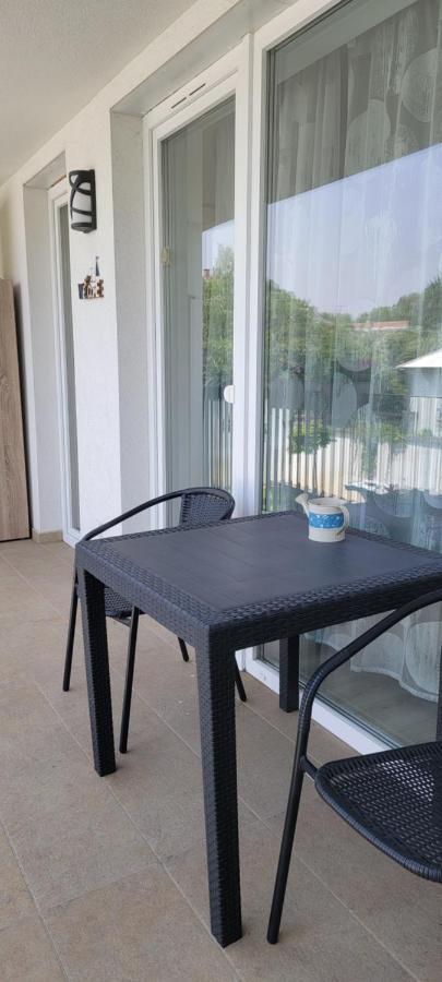 Moonshine Szeged Appartement Buitenkant foto